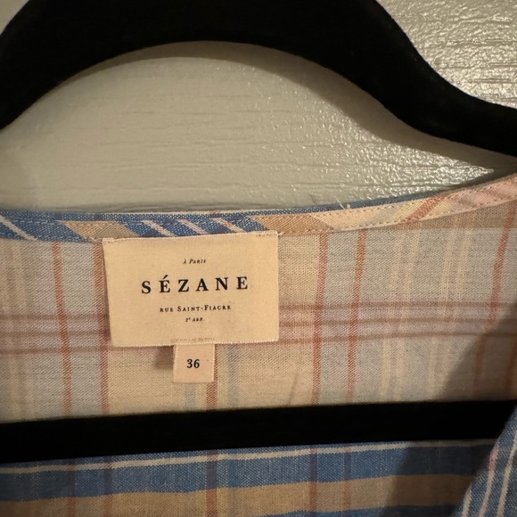 Faux wrap dress with smocked skirt. Beige / blue plaid. Sézane, FR 36. Worn once - Picture 7 of 8